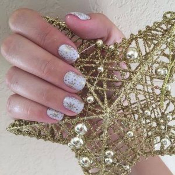 Champagne Frost Jamberry - Picture 2 of 3